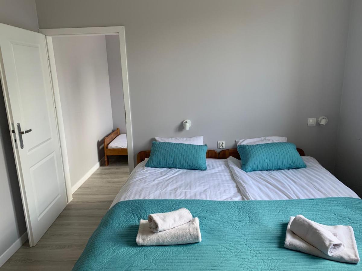 Jasna Hotelik Self Check-In Варшава Экстерьер фото