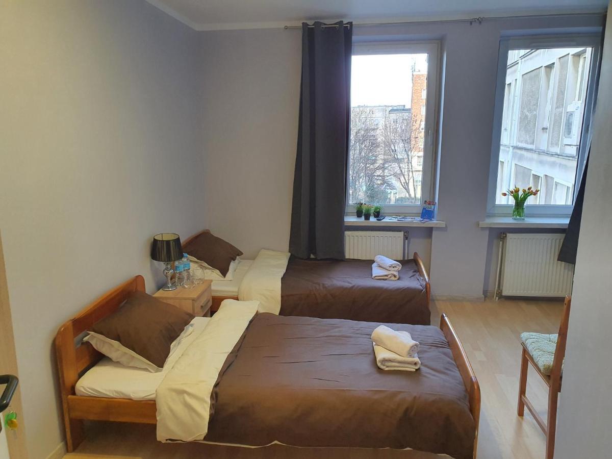 Jasna Hotelik Self Check-In Варшава Экстерьер фото